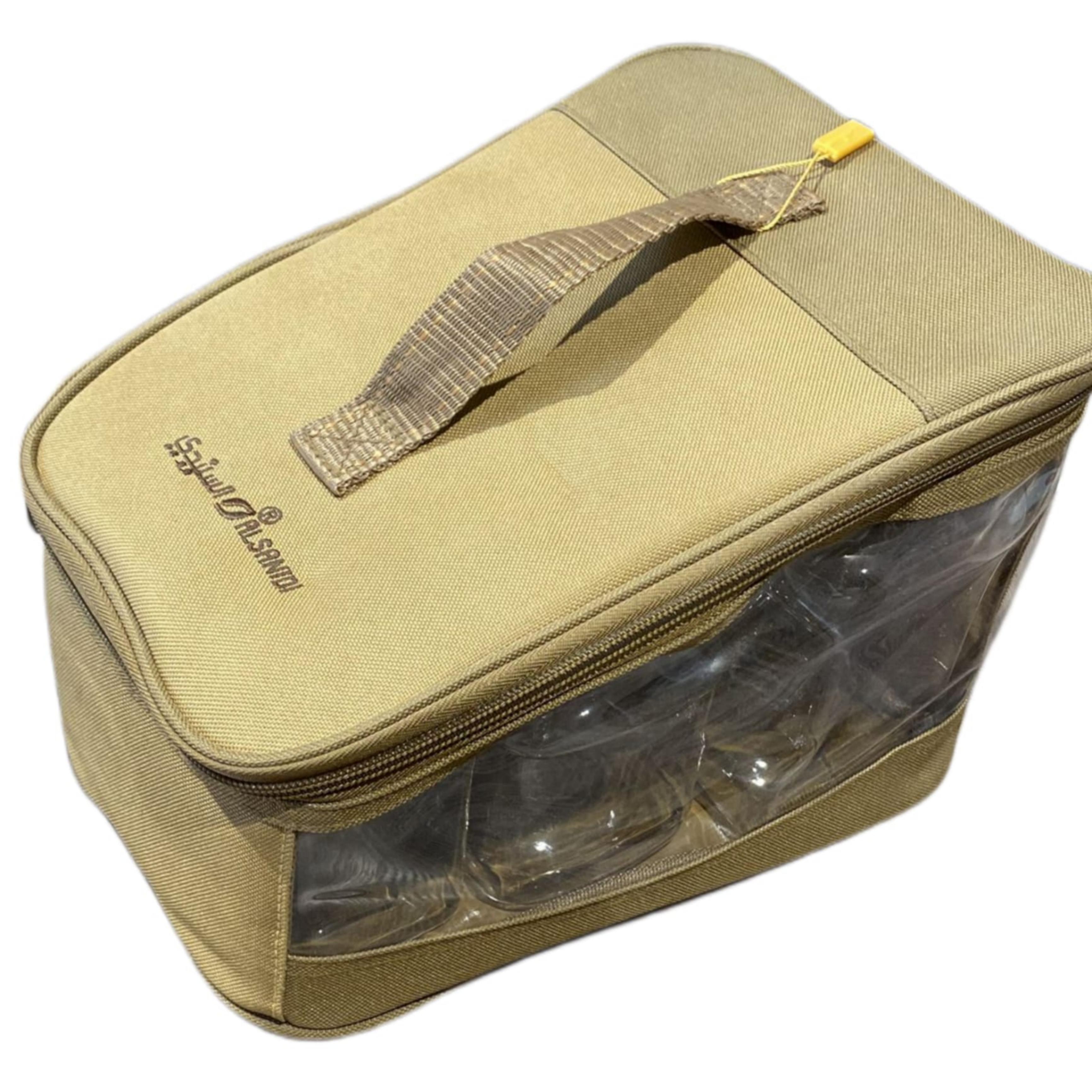 شنطه بياله وفنجان كبير فارغه