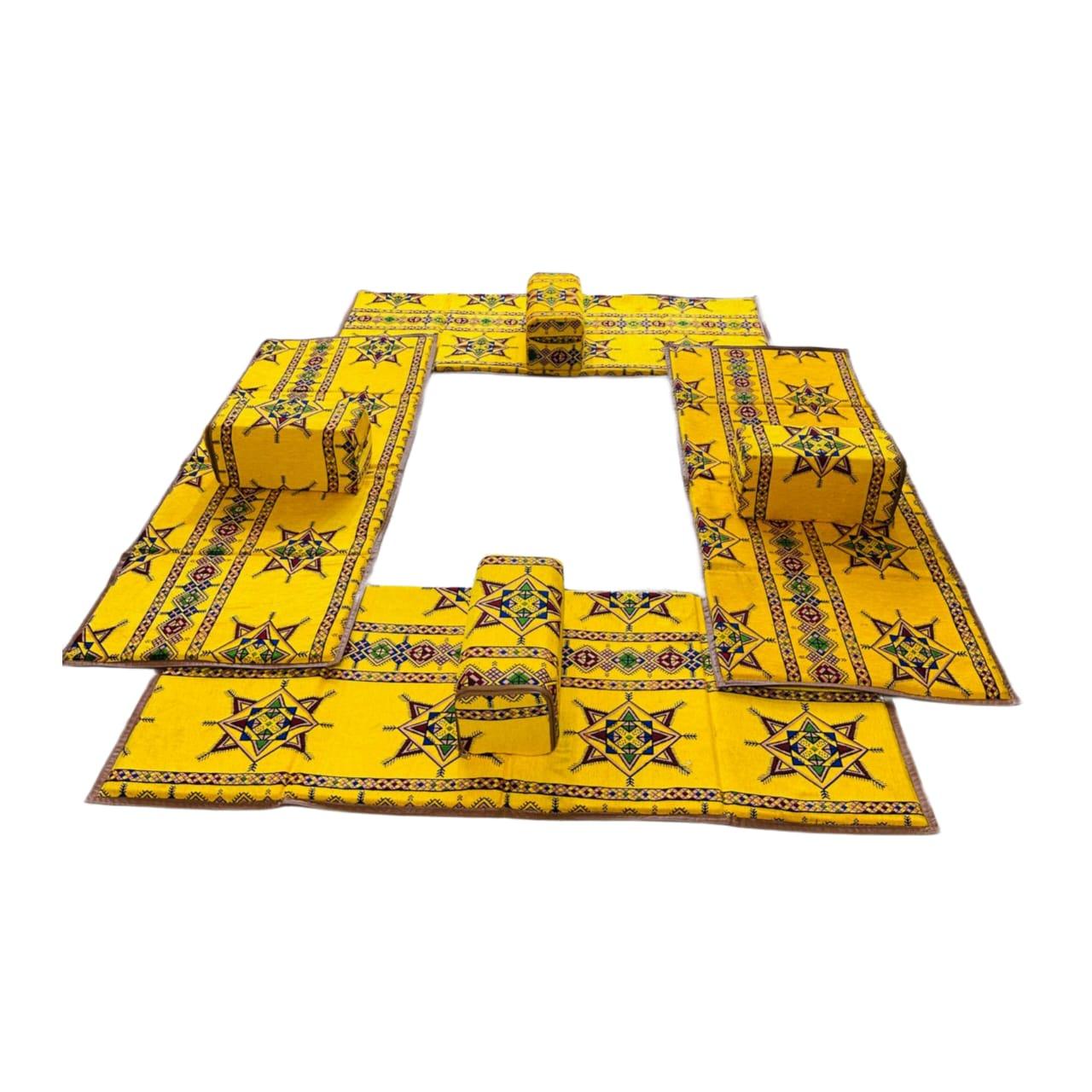 مده مع 4 تكايات 8 اشخاص اصفر نجمة الديالة